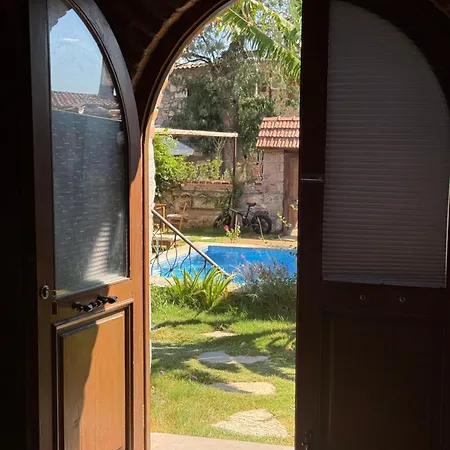 Charming Poolside Stone Apartament